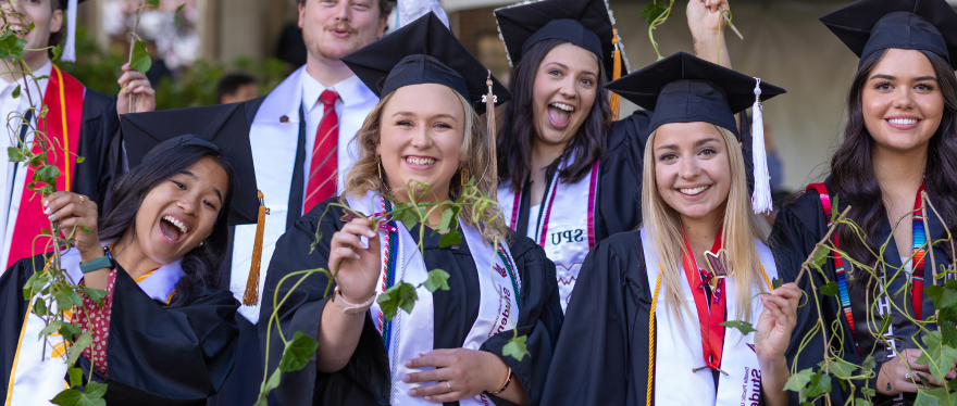 2022 Ivy Ceremony